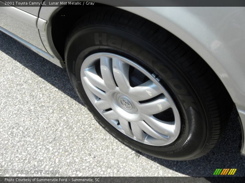 Lunar Mist Metallic / Gray 2001 Toyota Camry LE