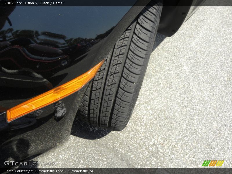 Black / Camel 2007 Ford Fusion S