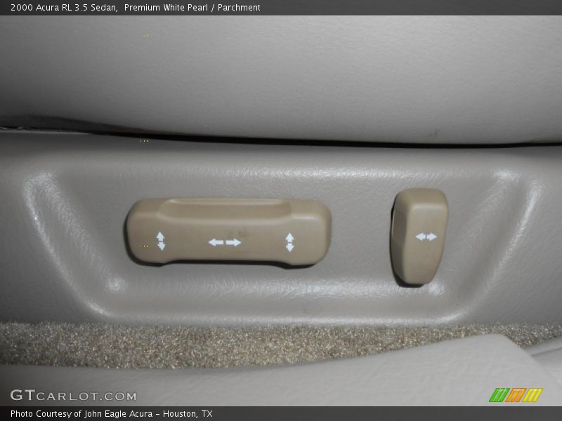 Premium White Pearl / Parchment 2000 Acura RL 3.5 Sedan