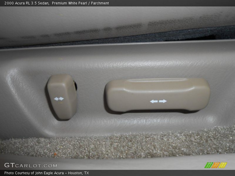 Premium White Pearl / Parchment 2000 Acura RL 3.5 Sedan
