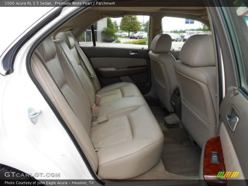 Premium White Pearl / Parchment 2000 Acura RL 3.5 Sedan