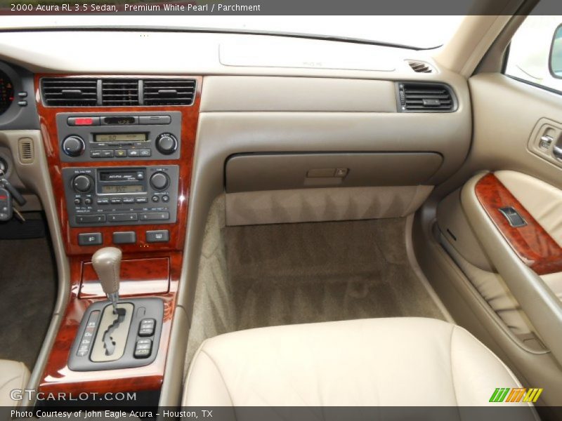 Premium White Pearl / Parchment 2000 Acura RL 3.5 Sedan