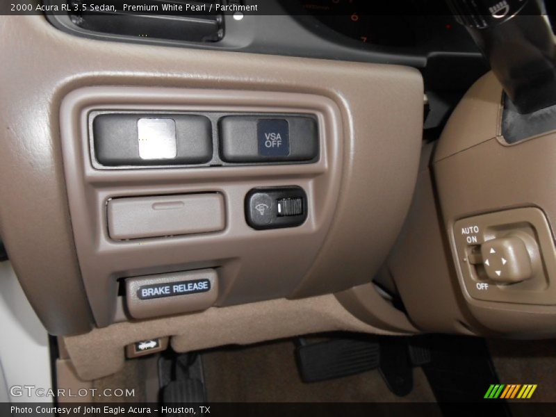 Premium White Pearl / Parchment 2000 Acura RL 3.5 Sedan