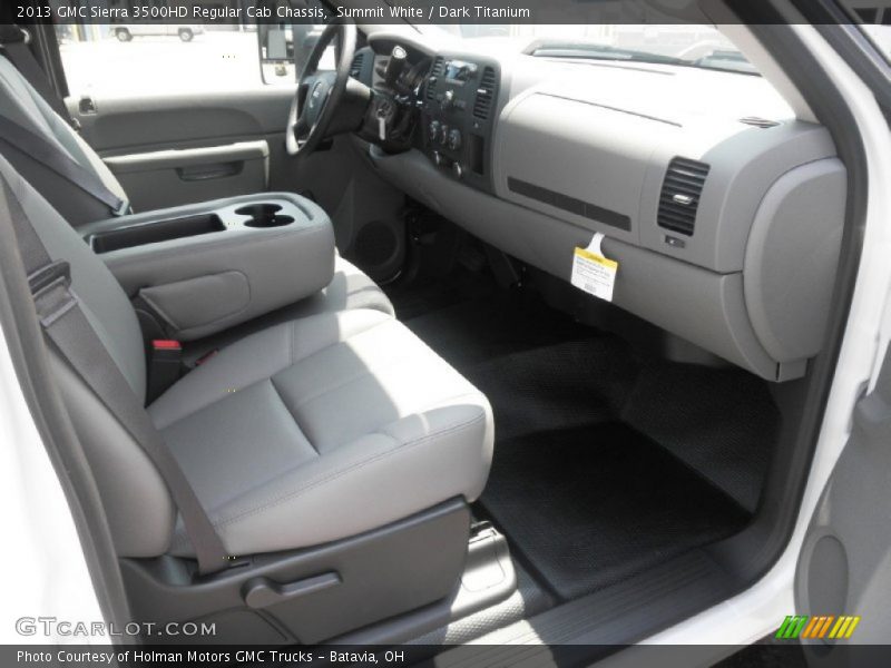 Summit White / Dark Titanium 2013 GMC Sierra 3500HD Regular Cab Chassis