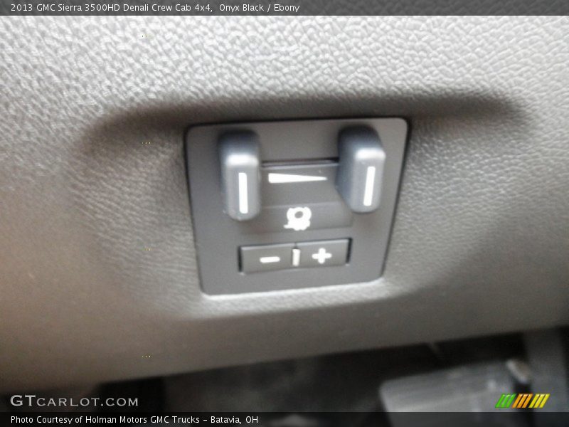 Onyx Black / Ebony 2013 GMC Sierra 3500HD Denali Crew Cab 4x4