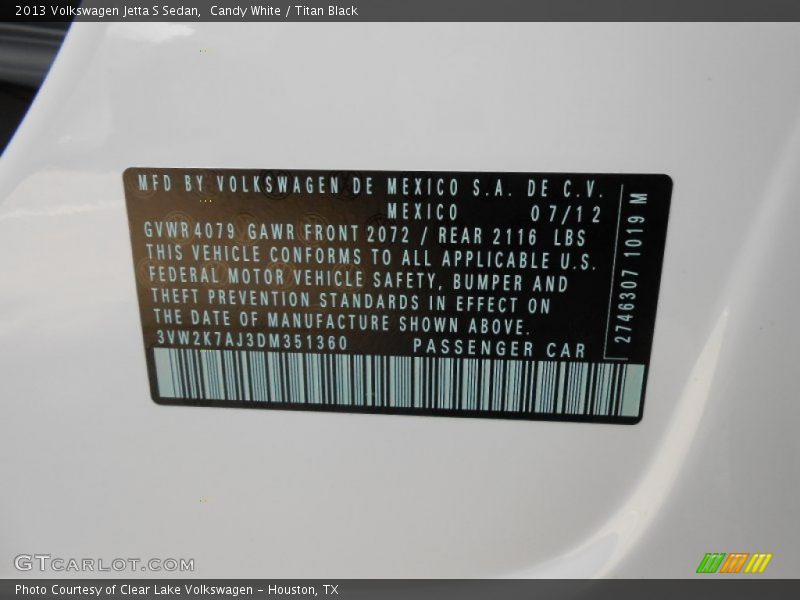 Candy White / Titan Black 2013 Volkswagen Jetta S Sedan