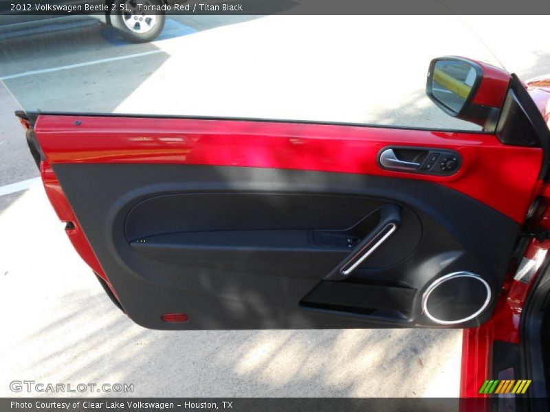 Tornado Red / Titan Black 2012 Volkswagen Beetle 2.5L