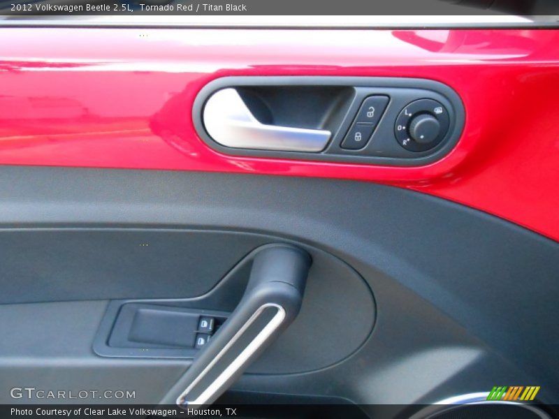 Tornado Red / Titan Black 2012 Volkswagen Beetle 2.5L