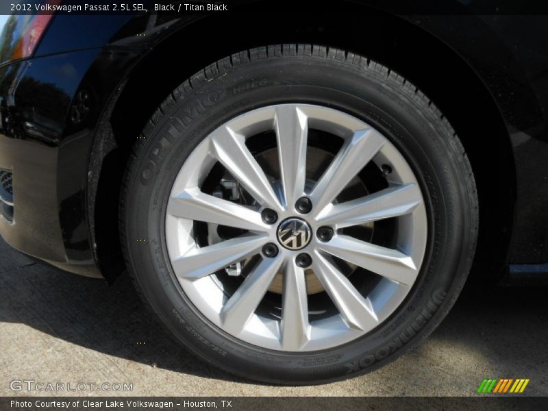 Black / Titan Black 2012 Volkswagen Passat 2.5L SEL