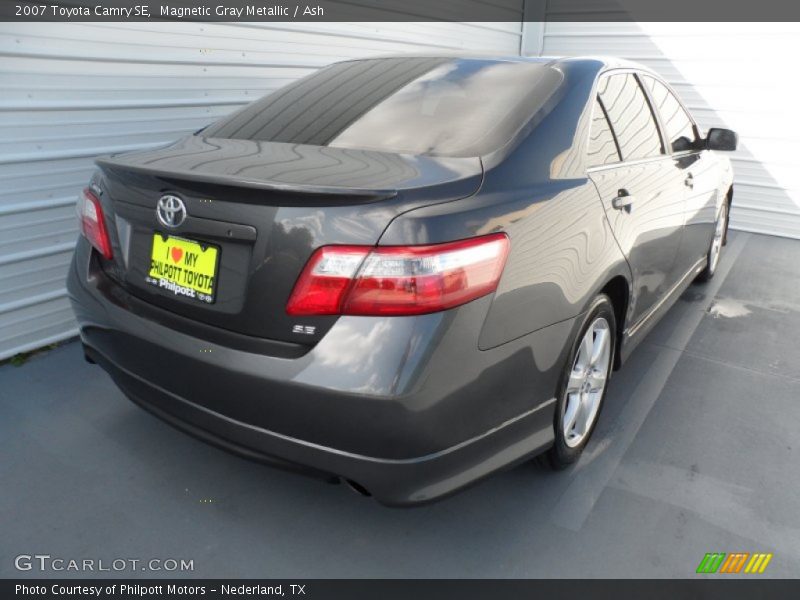 Magnetic Gray Metallic / Ash 2007 Toyota Camry SE