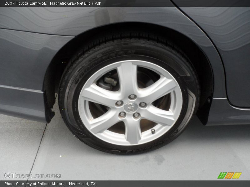 Magnetic Gray Metallic / Ash 2007 Toyota Camry SE