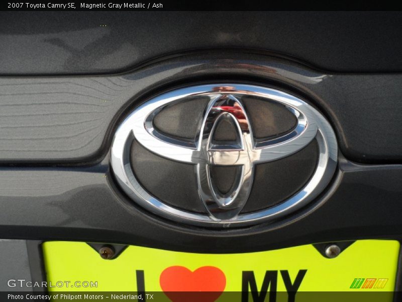 Magnetic Gray Metallic / Ash 2007 Toyota Camry SE