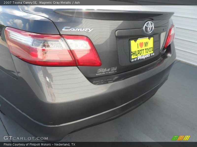 Magnetic Gray Metallic / Ash 2007 Toyota Camry SE