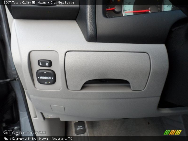 Magnetic Gray Metallic / Ash 2007 Toyota Camry SE