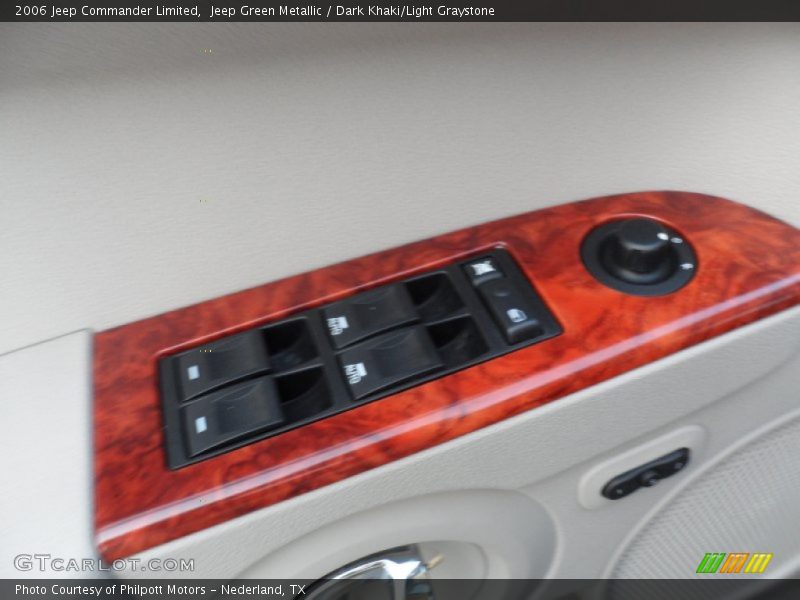 Jeep Green Metallic / Dark Khaki/Light Graystone 2006 Jeep Commander Limited