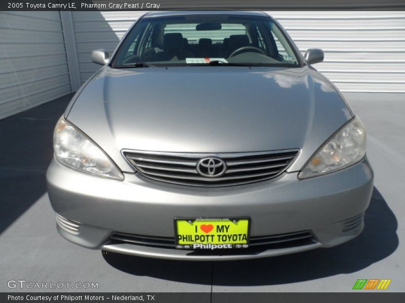 Phantom Gray Pearl / Gray 2005 Toyota Camry LE