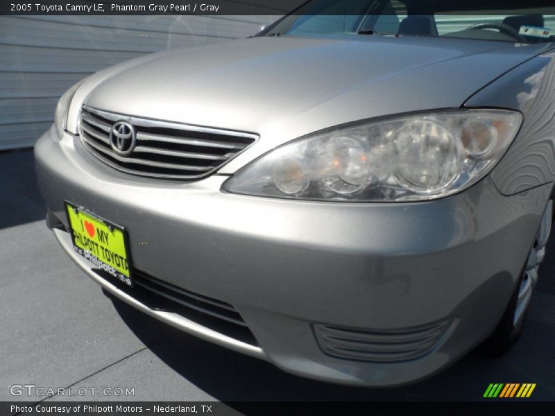 Phantom Gray Pearl / Gray 2005 Toyota Camry LE