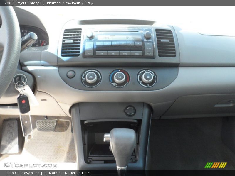 Phantom Gray Pearl / Gray 2005 Toyota Camry LE