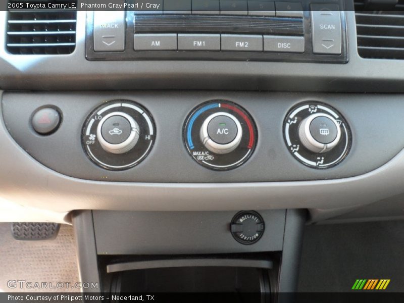 Phantom Gray Pearl / Gray 2005 Toyota Camry LE
