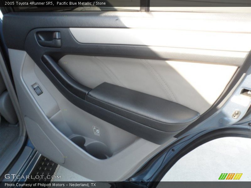 Pacific Blue Metallic / Stone 2005 Toyota 4Runner SR5