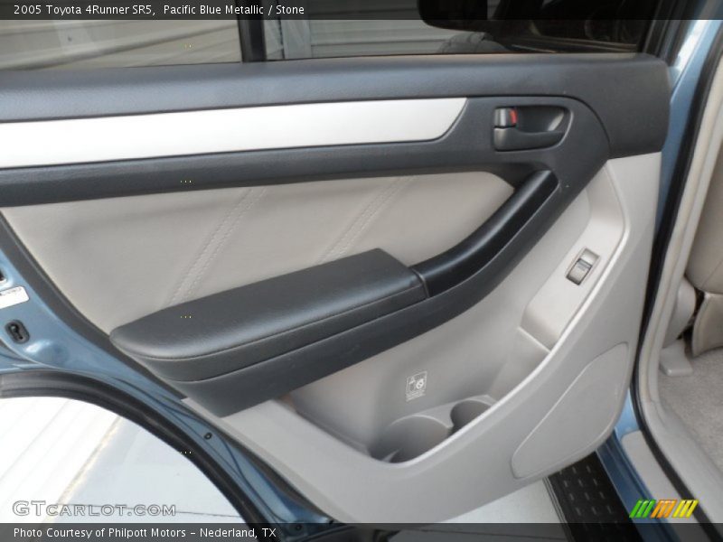 Pacific Blue Metallic / Stone 2005 Toyota 4Runner SR5