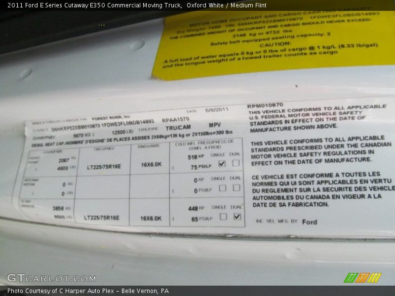 Oxford White / Medium Flint 2011 Ford E Series Cutaway E350 Commercial Moving Truck