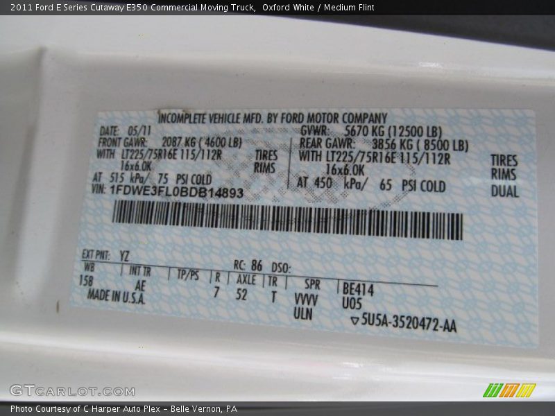 Oxford White / Medium Flint 2011 Ford E Series Cutaway E350 Commercial Moving Truck