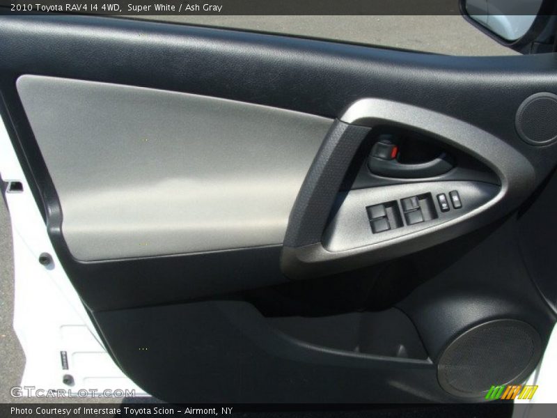 Super White / Ash Gray 2010 Toyota RAV4 I4 4WD