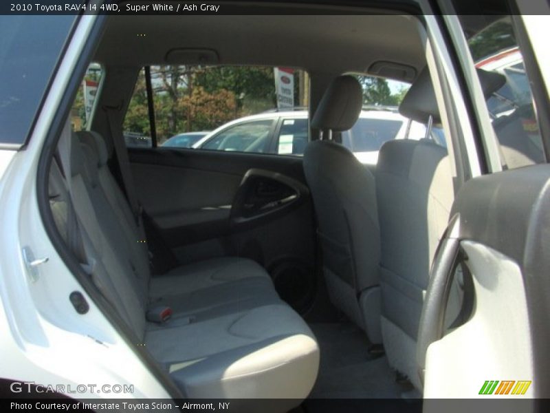 Super White / Ash Gray 2010 Toyota RAV4 I4 4WD