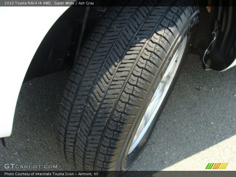 Super White / Ash Gray 2010 Toyota RAV4 I4 4WD
