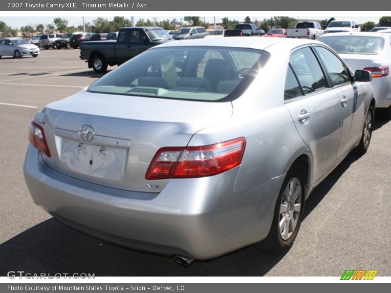Titanium Metallic / Ash 2007 Toyota Camry XLE