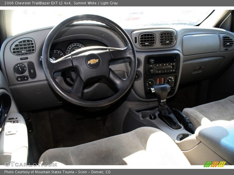 Summit White / Light Gray 2006 Chevrolet TrailBlazer EXT LS 4x4