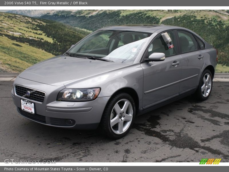 Flint Gray Metallic / Off Black 2006 Volvo S40 T5