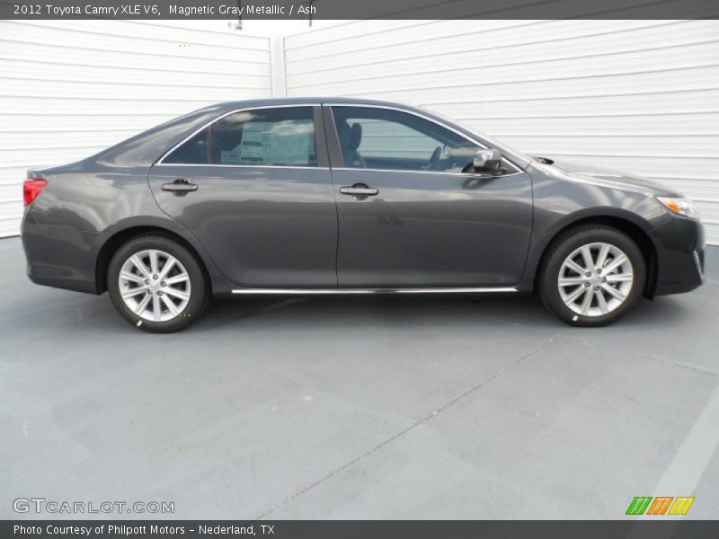 Magnetic Gray Metallic / Ash 2012 Toyota Camry XLE V6