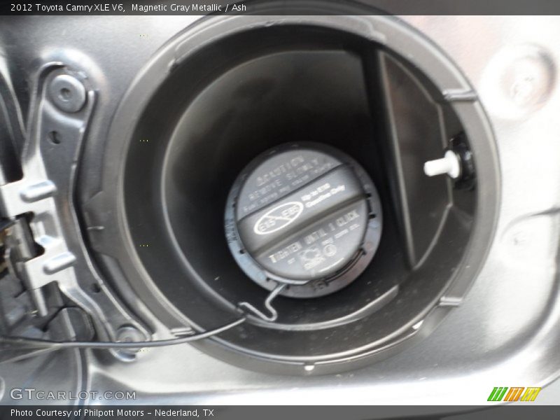 Magnetic Gray Metallic / Ash 2012 Toyota Camry XLE V6