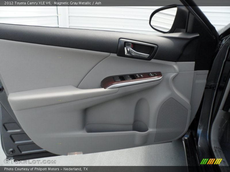 Magnetic Gray Metallic / Ash 2012 Toyota Camry XLE V6