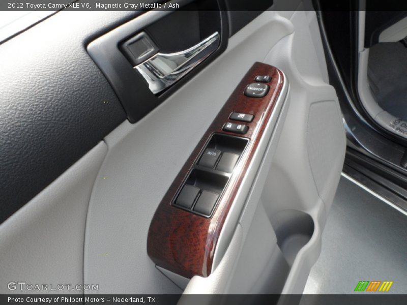 Magnetic Gray Metallic / Ash 2012 Toyota Camry XLE V6