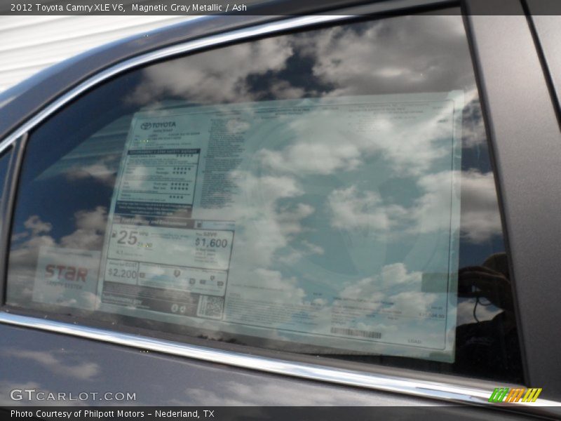 Magnetic Gray Metallic / Ash 2012 Toyota Camry XLE V6