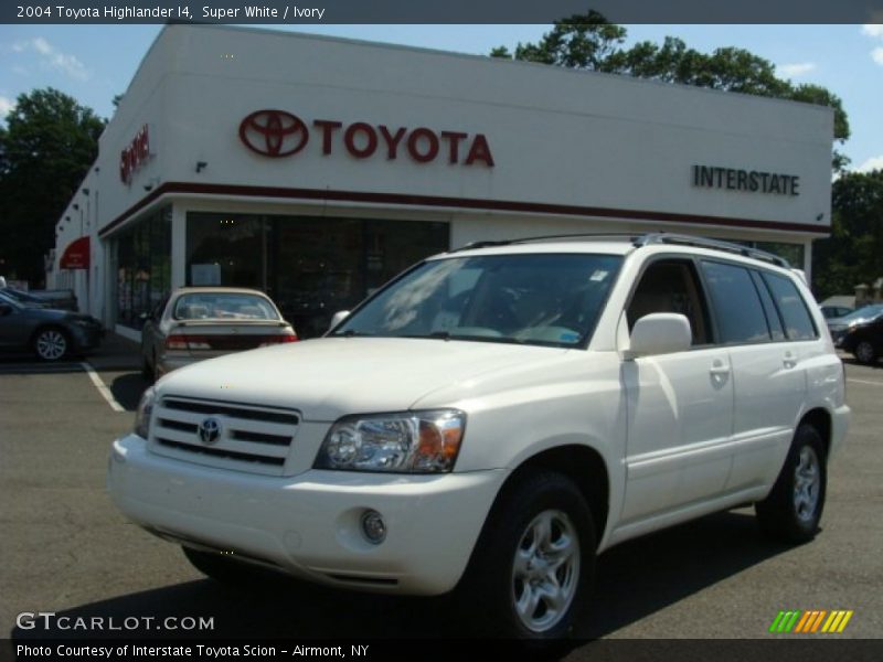 Super White / Ivory 2004 Toyota Highlander I4