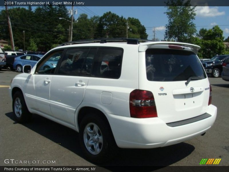 Super White / Ivory 2004 Toyota Highlander I4