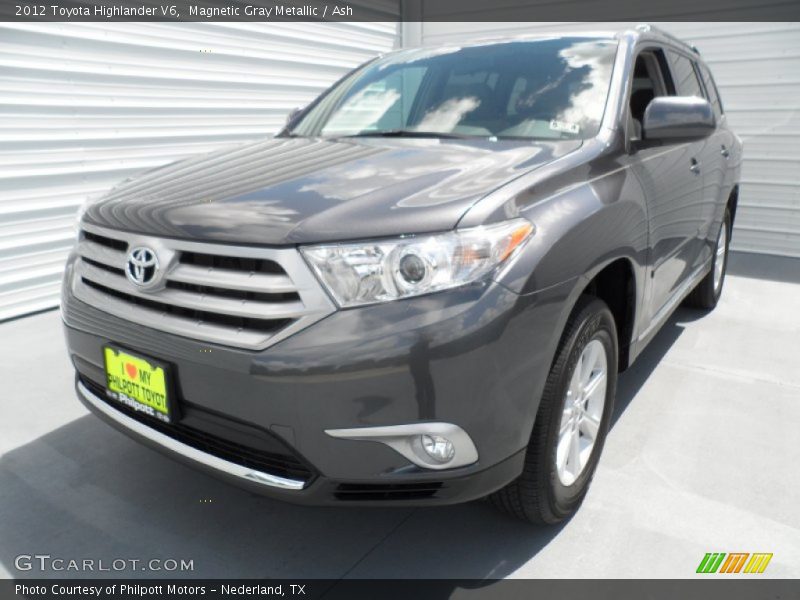 Magnetic Gray Metallic / Ash 2012 Toyota Highlander V6