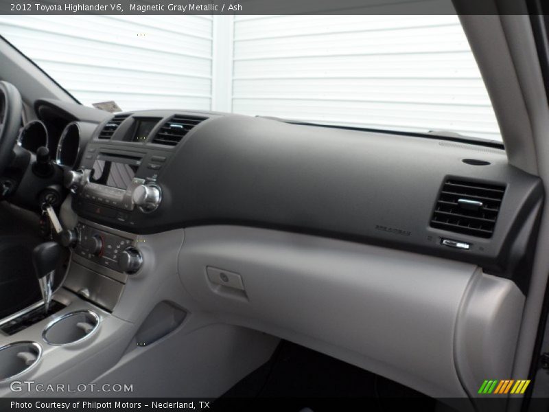 Magnetic Gray Metallic / Ash 2012 Toyota Highlander V6