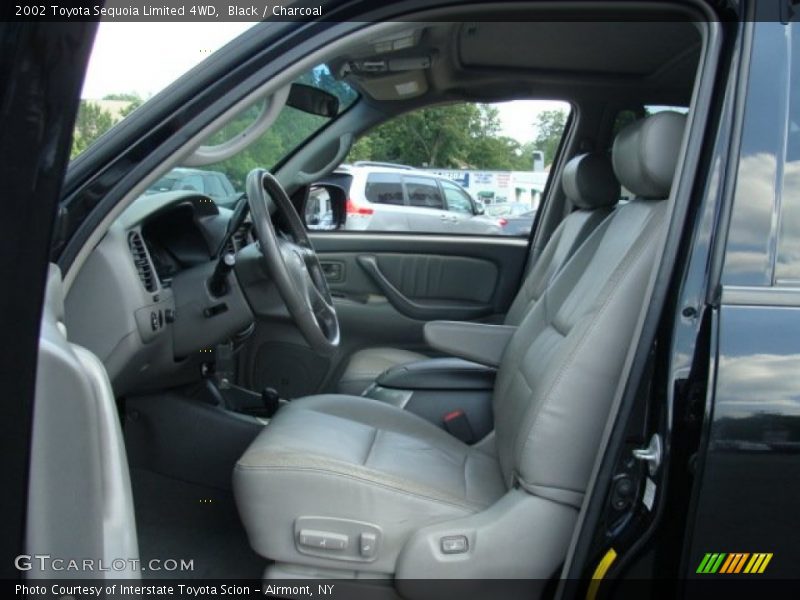 Black / Charcoal 2002 Toyota Sequoia Limited 4WD
