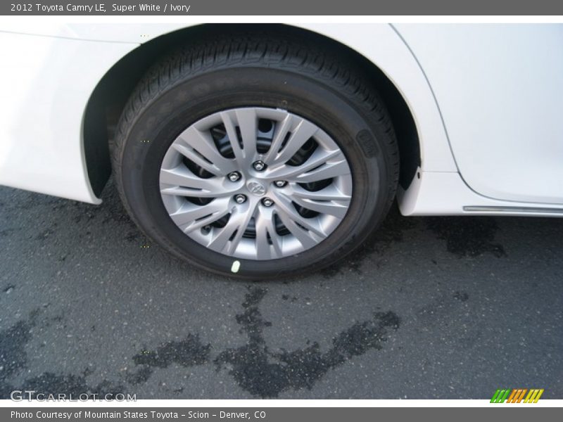 Super White / Ivory 2012 Toyota Camry LE