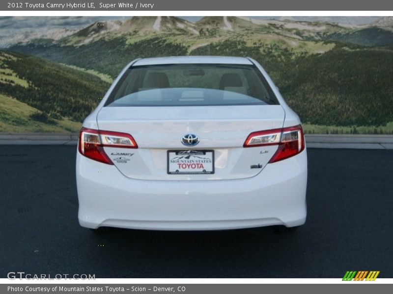 Super White / Ivory 2012 Toyota Camry Hybrid LE