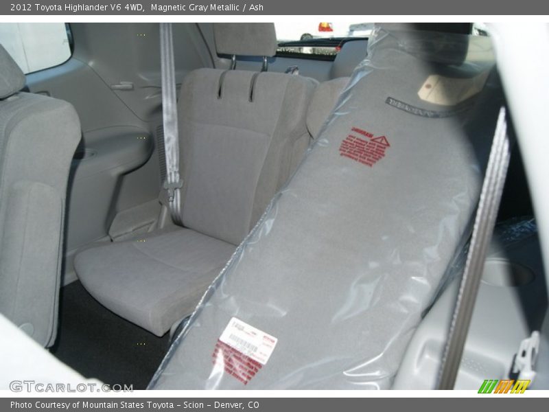 Magnetic Gray Metallic / Ash 2012 Toyota Highlander V6 4WD