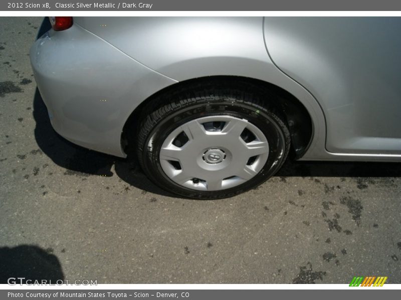 Classic Silver Metallic / Dark Gray 2012 Scion xB