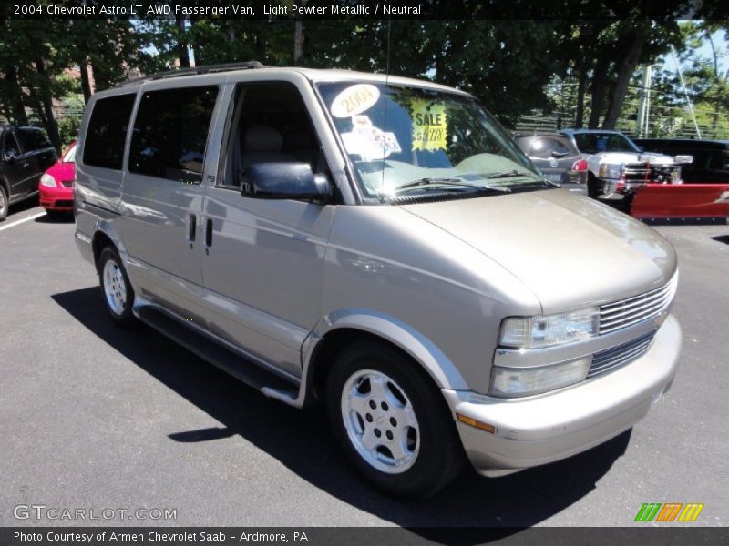 Light Pewter Metallic / Neutral 2004 Chevrolet Astro LT AWD Passenger Van