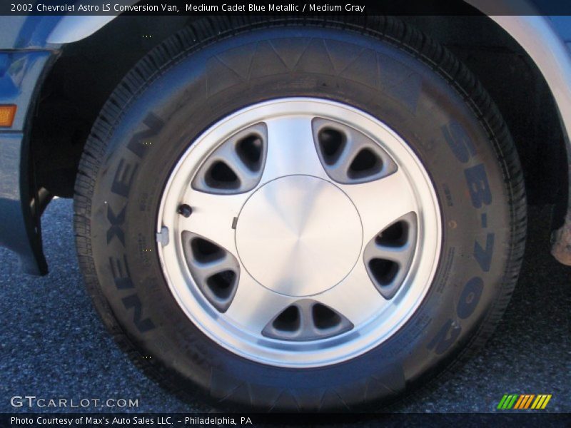  2002 Astro LS Conversion Van Wheel