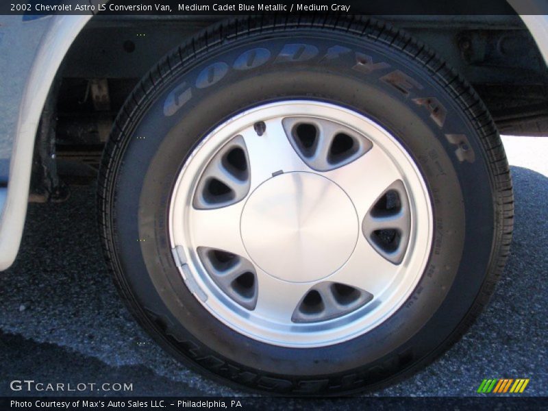  2002 Astro LS Conversion Van Wheel